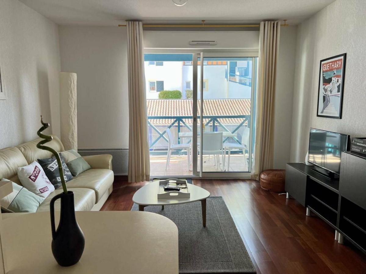 Appartement T2 A Cambo-Les-Bains Avec Piscine, Terrasse Et Parking Prive, Proche Des Thermes - Fr-1-495-82 Exterior photo